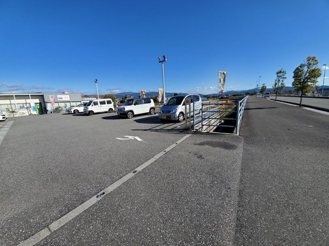 平面駐車場