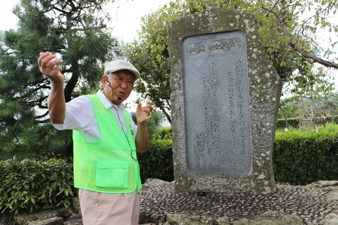 土佐日記の一部がある石碑