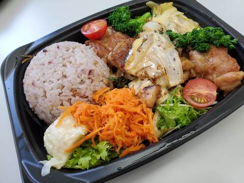 チーズタッカルビ弁当