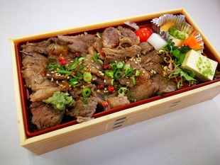 ステーキ弁当画像