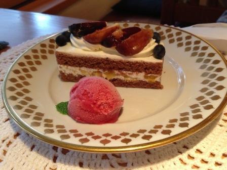 えんのおかしやケーキ