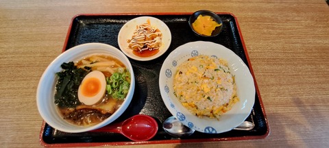 え