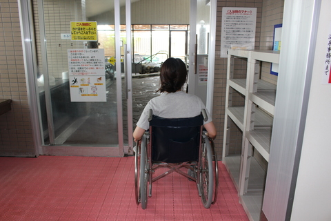 チラシ裏