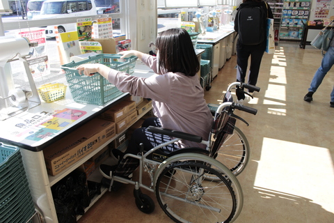 店内サッカー台